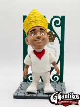 GIGANTIKOS figura inspirada en San Ferm�n con vestimenta Pamplonica