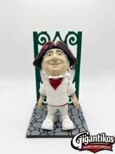 GIGANTIKOS figura inspirada en Kiliki Verrugas con vestimenta San Ferm�n